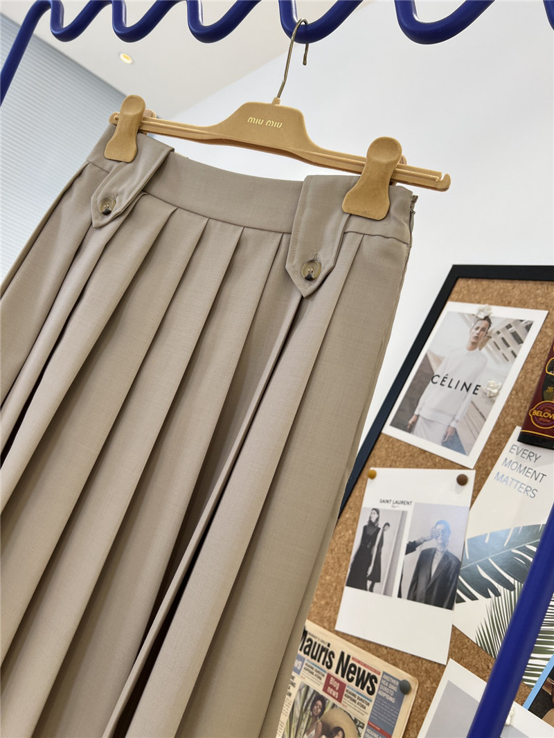 M1um1u new pleated skirt
