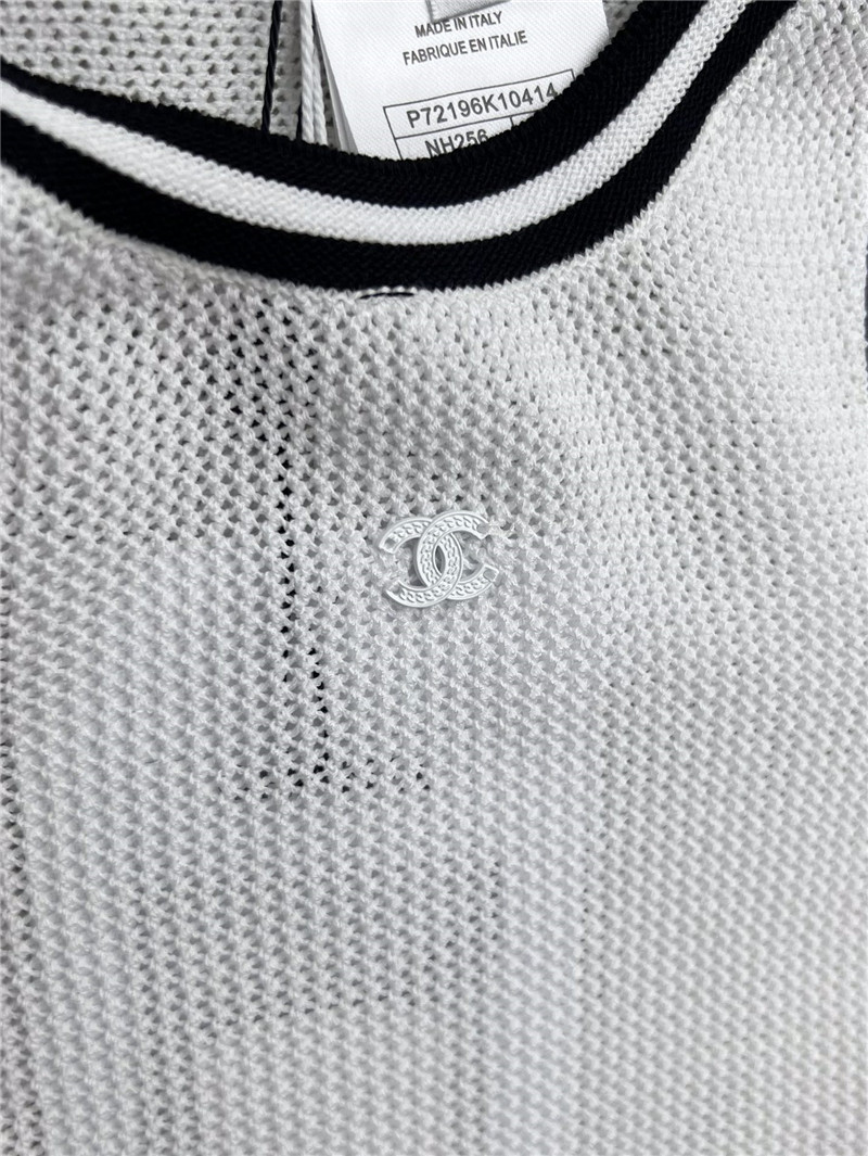 Chanel mesh hollow knitted vest
