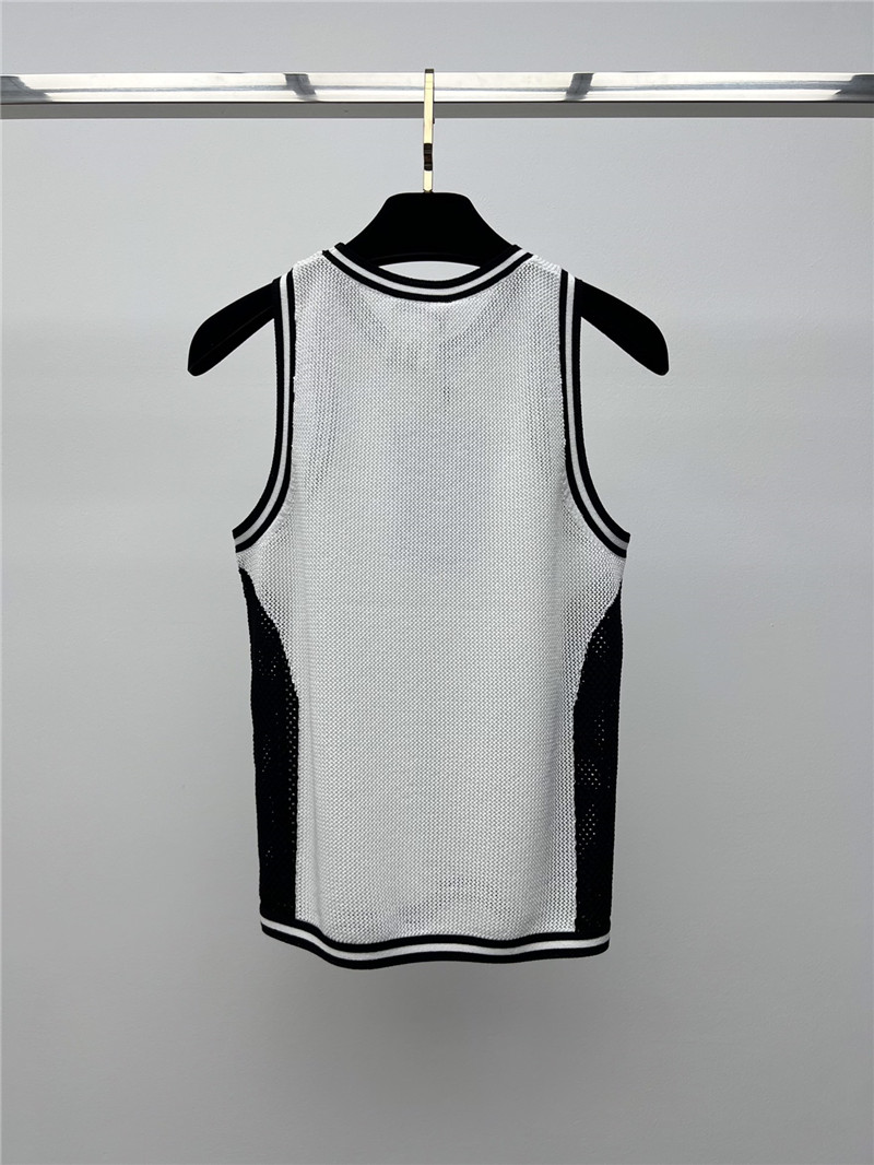 Chanel mesh hollow knitted vest
