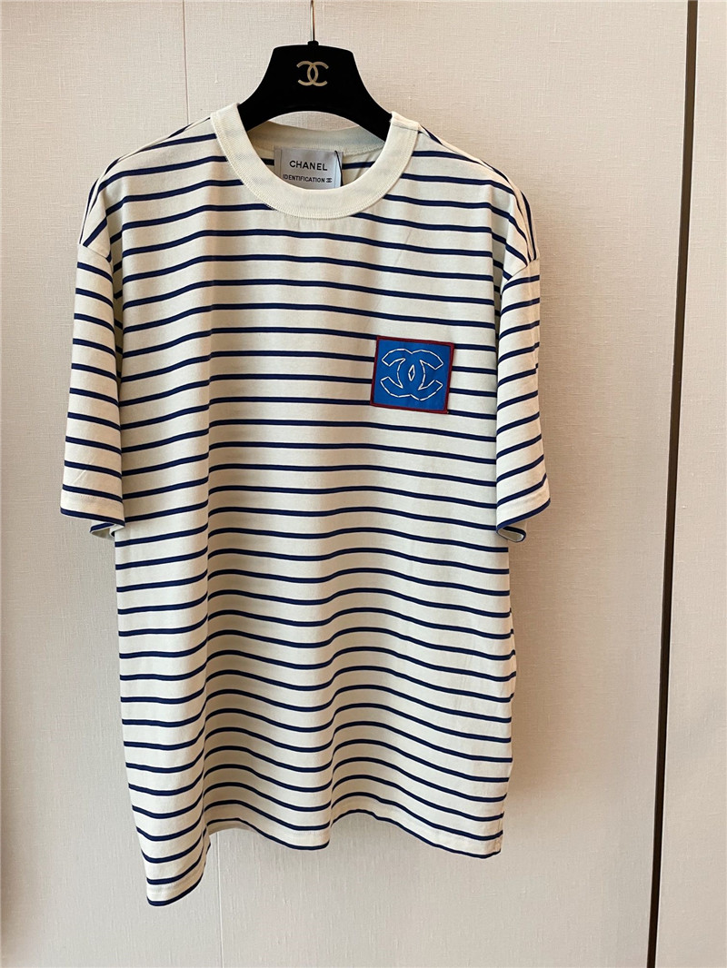 Ch**el new secondhand boyfriend style t-shirt