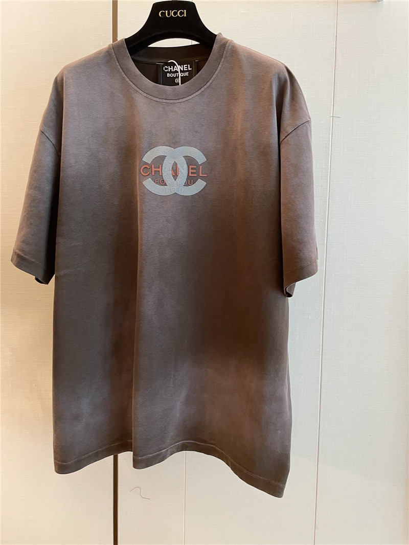 Ch**el brown vintage Ch**el short sleeves