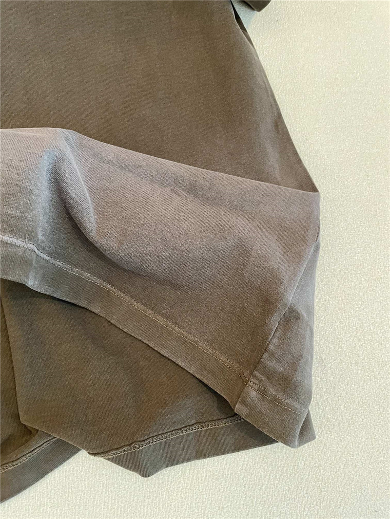 Ch**el brown vintage Ch**el short sleeves