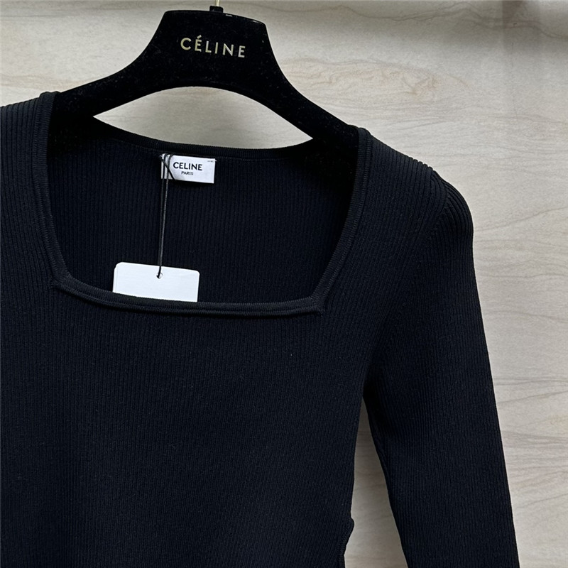 Ce1i*e arc de triomphe side button design square neck top