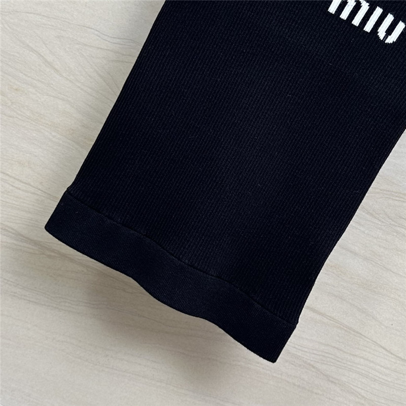 M1um1u kanhua logo knitted vest