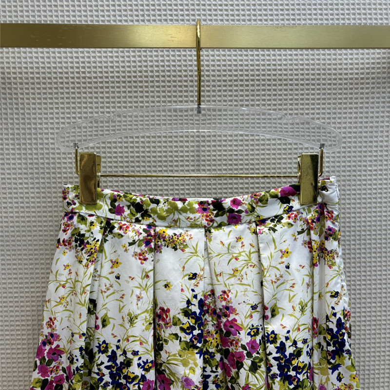 Vanitoo floral high-waisted pleated skirt