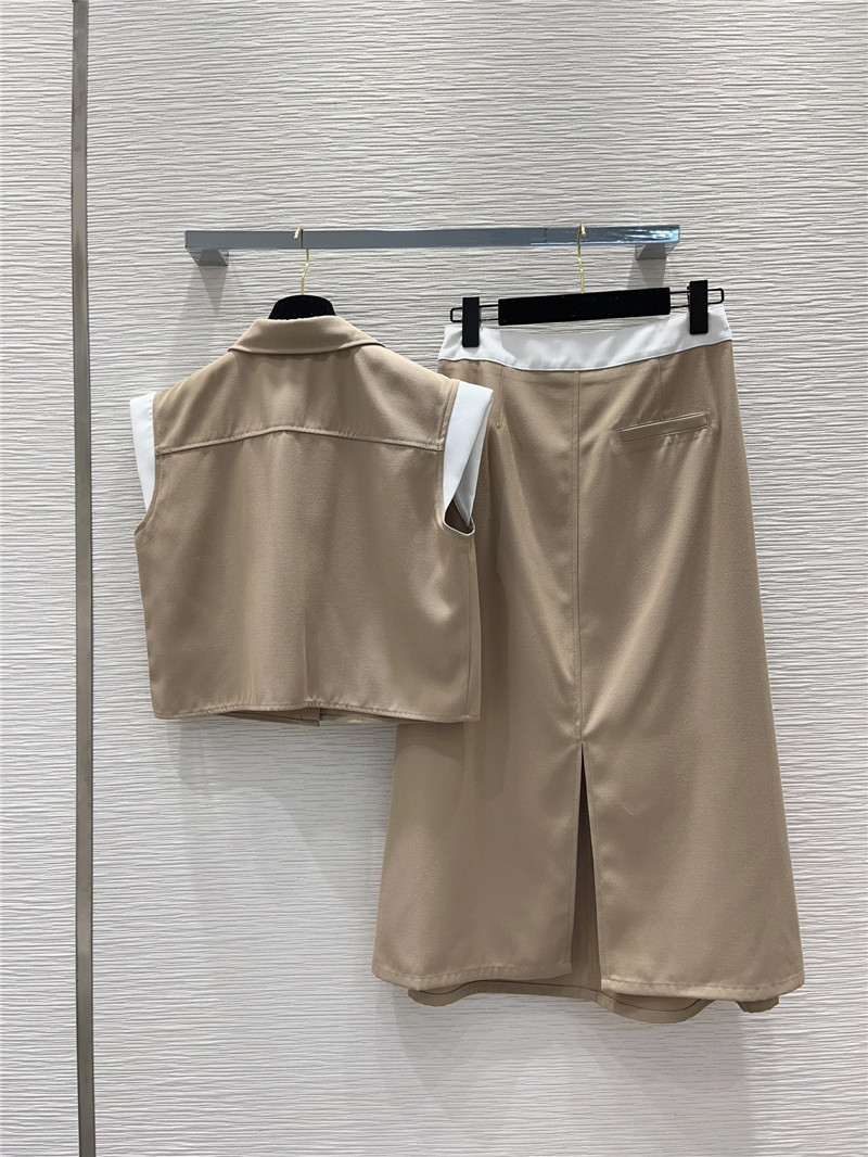 louis vuitton LV sleeveless top vest + skirt suit