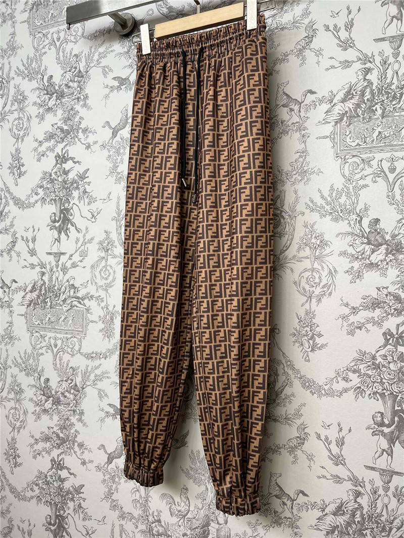 F**di new short sleeve leggings suit