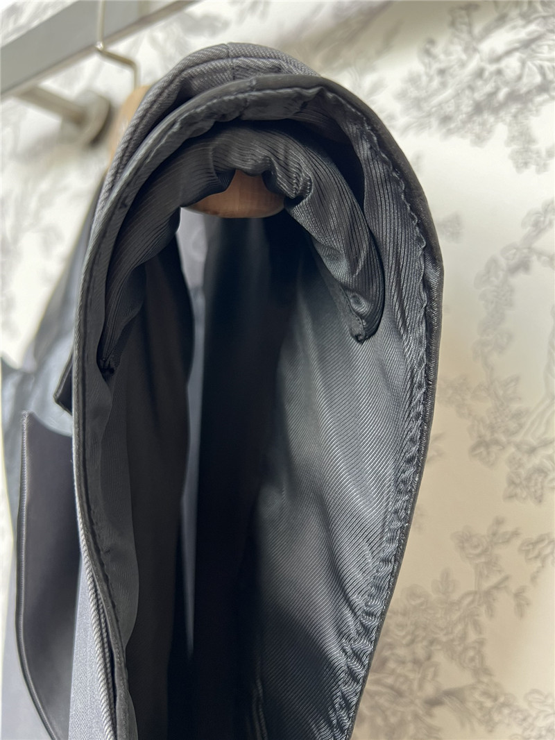 l0vis Vvtt0n lv new vest and shorts suit