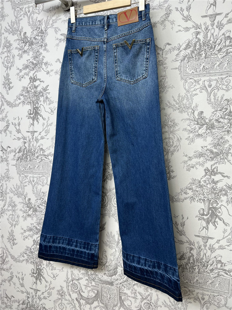 Va1e*ntin0 new straight jeans