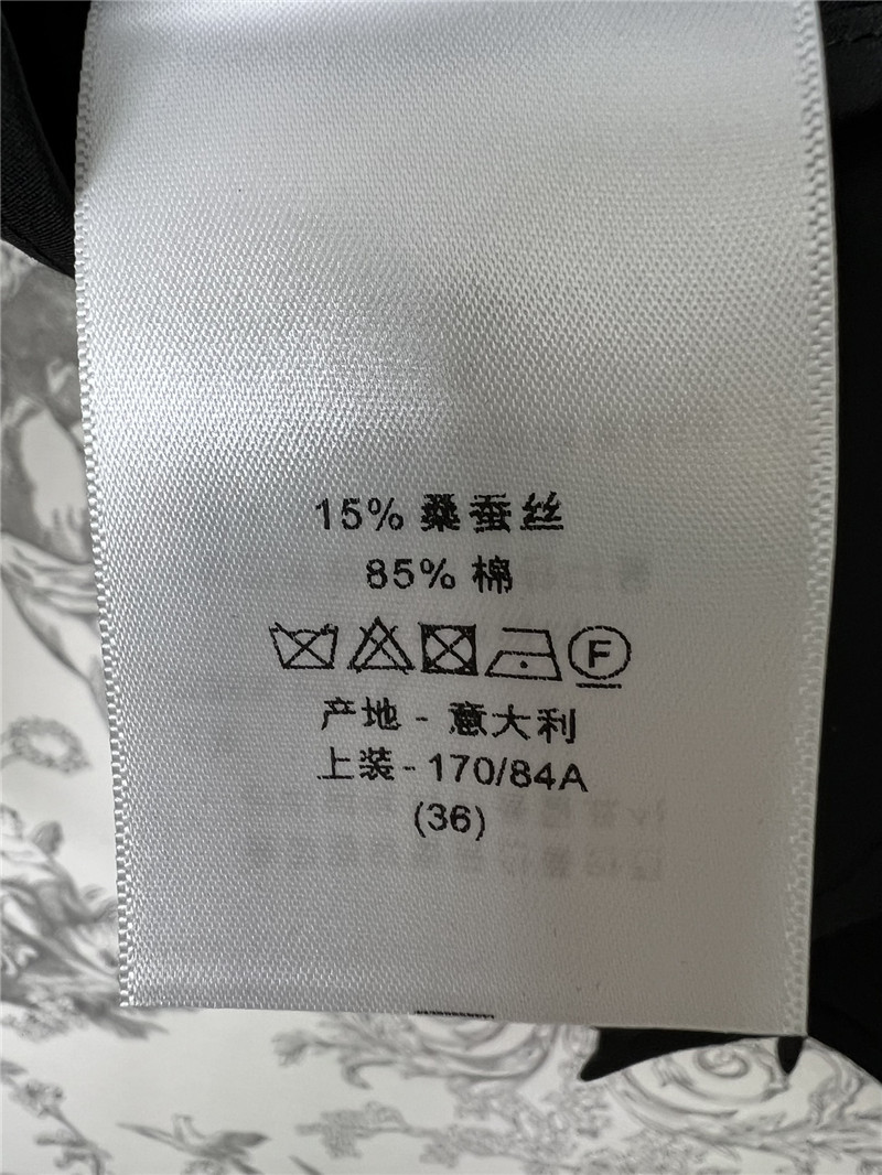 D10r new ribbon shirt