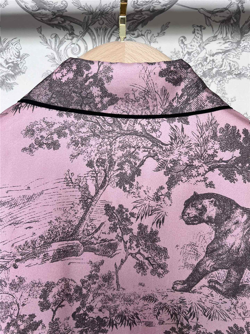 D10r new animal silk suit