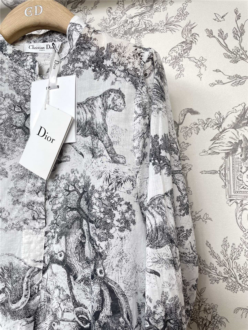 D10r ink painting series shirt