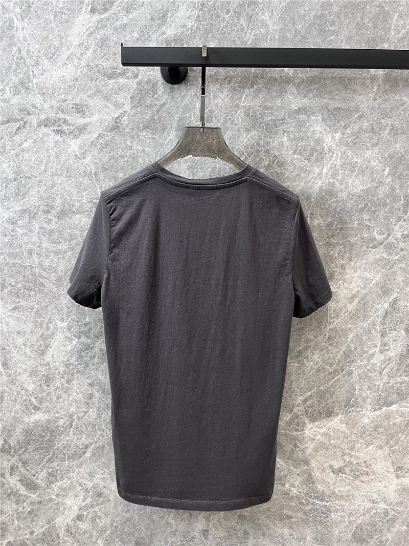 D10r tie-dye art positioning printed t-shirt