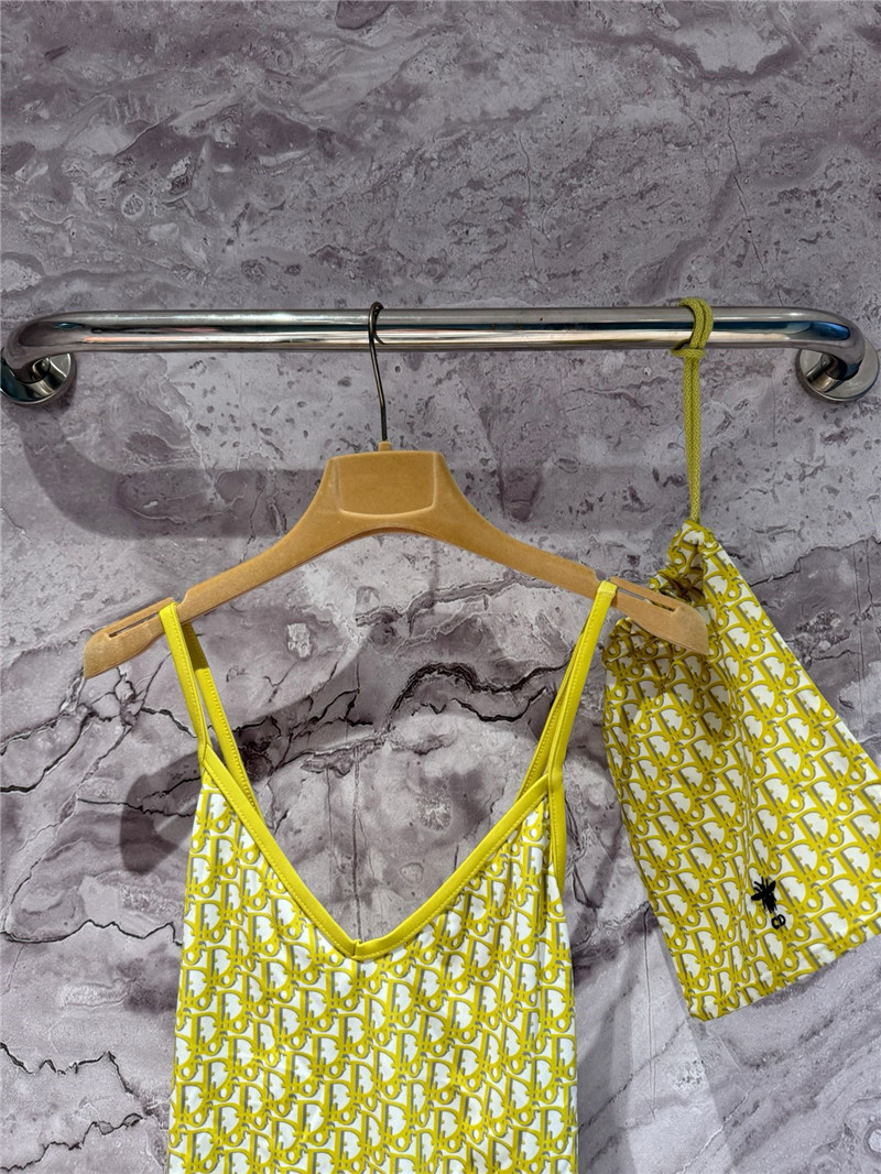 D10r one piece swimsuit