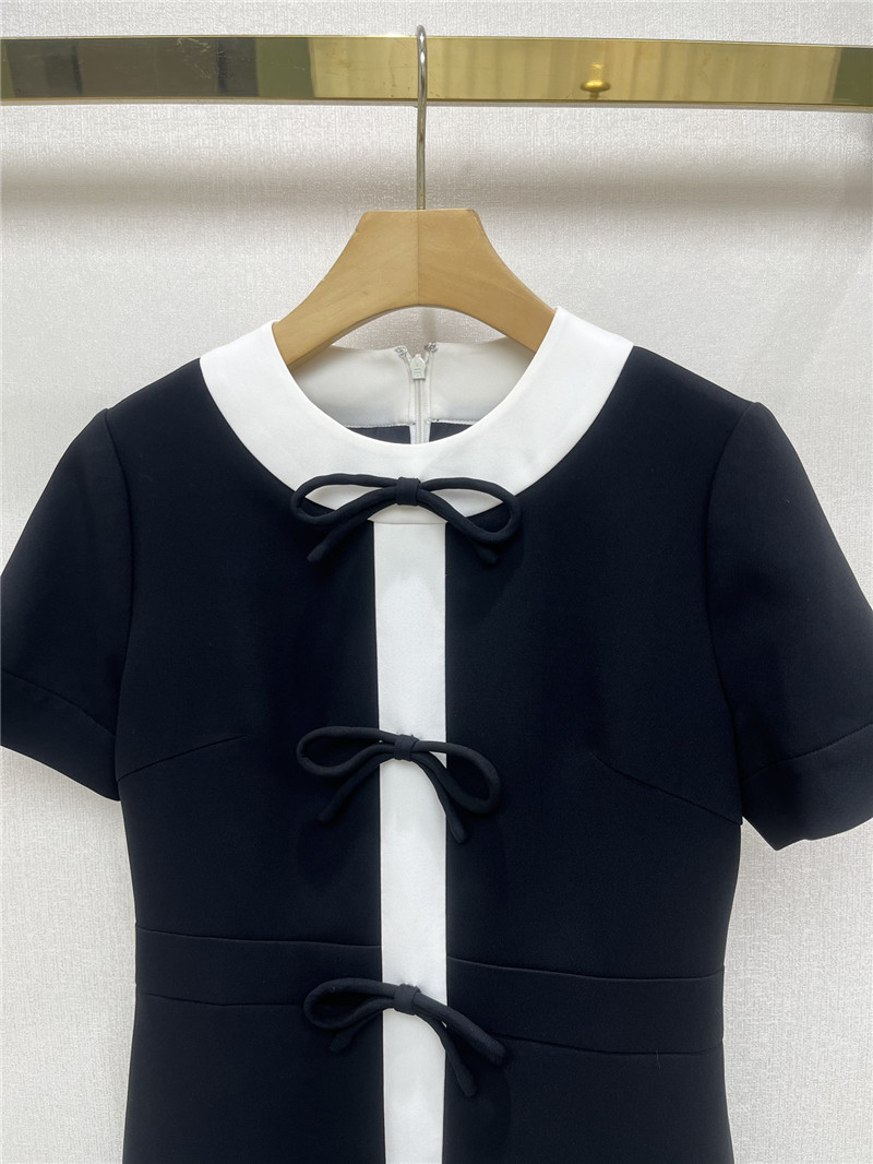 Va1e*ntin0 black dress