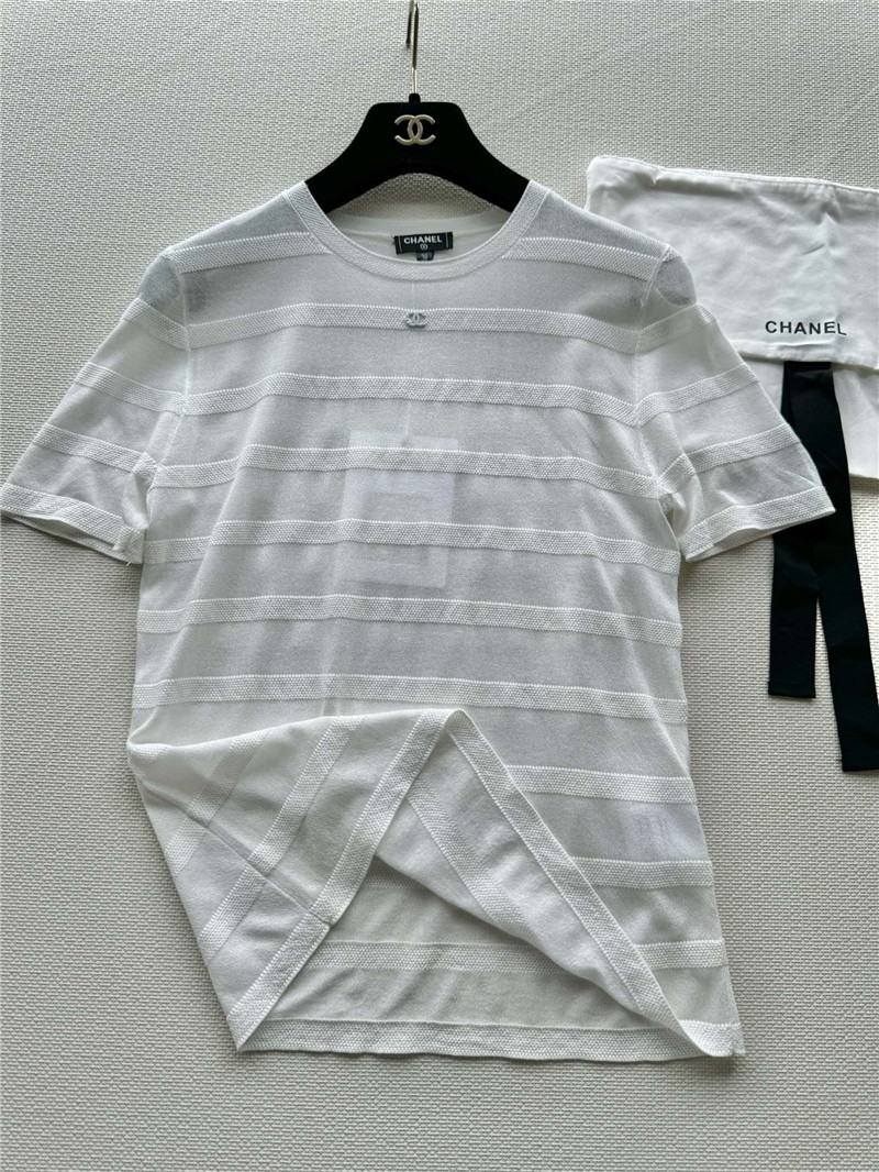 Chanel new knitted sweater