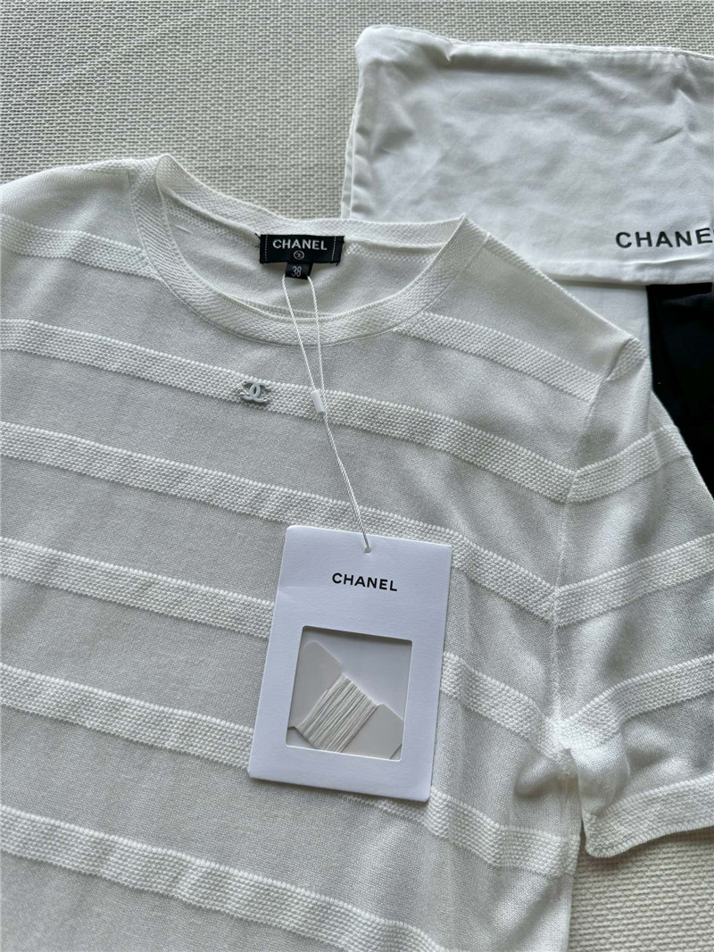 Chanel new knitted sweater