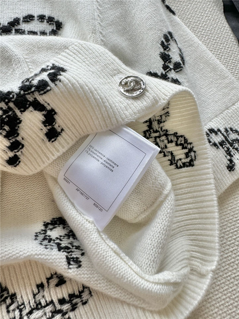 Ch**el full bow jacquard knitted cardigan