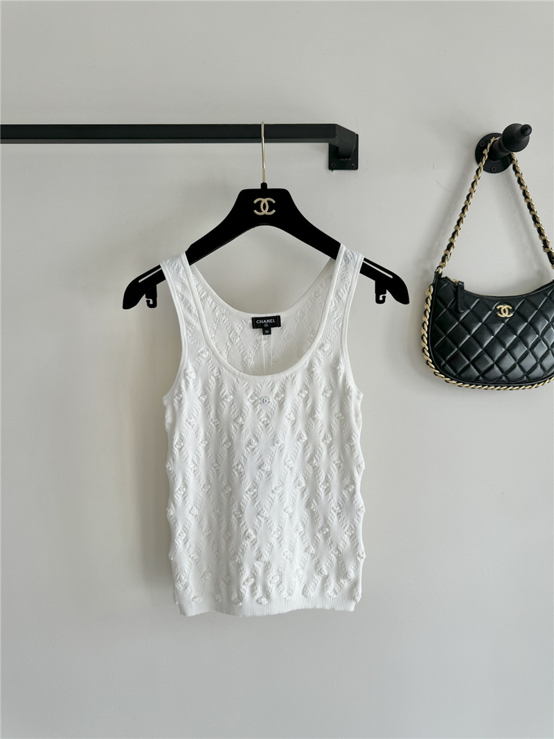 Chanel three-dimensional bow crocheted knitted vest top