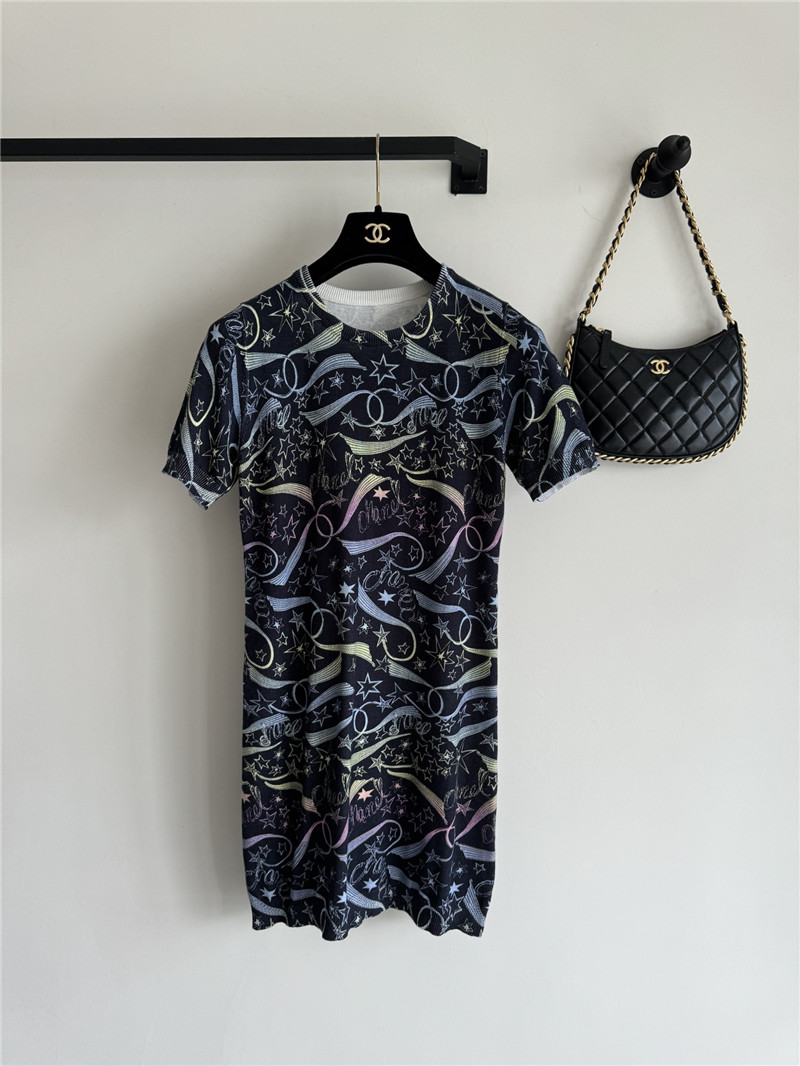 Chanel new series short sleeve dress