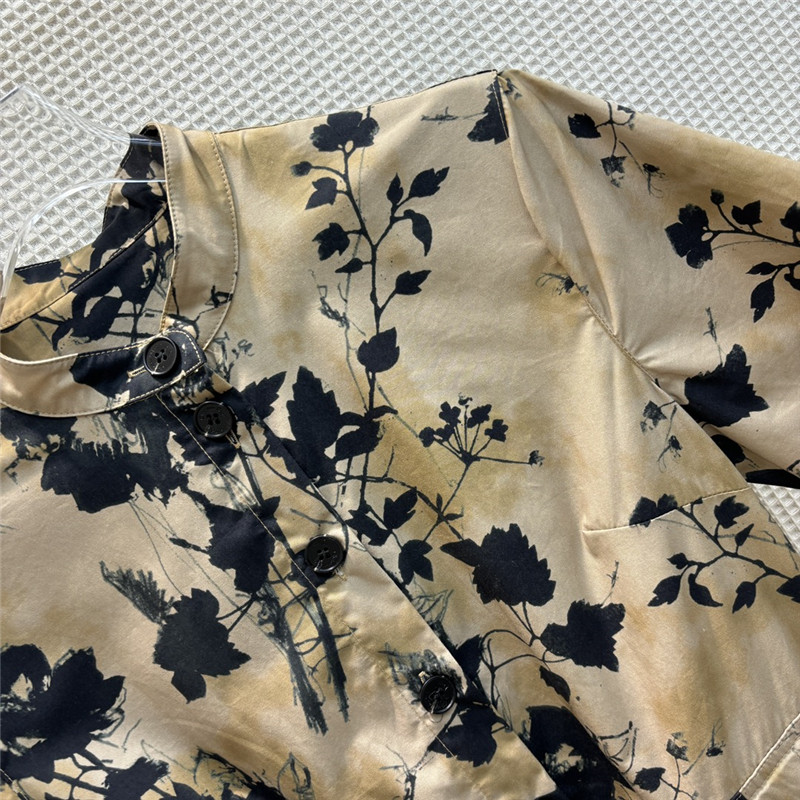 D10r french black floral print half-buttoned short-sleeved dress