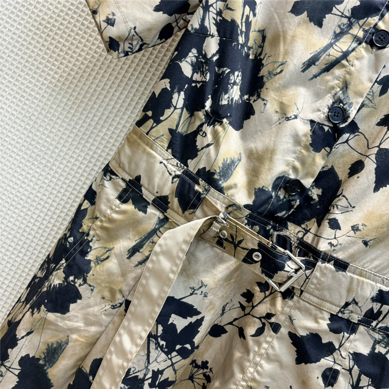 D10r french black floral print half-buttoned short-sleeved dress