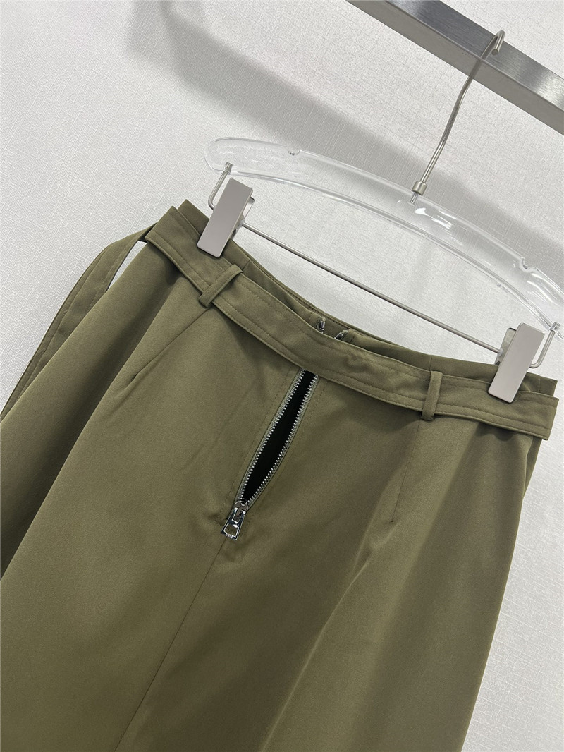 dior CD belt little bee wide skirt