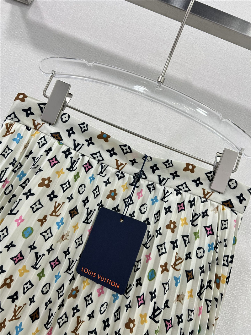 l0vis Vvtt0n lv presbyopic pattern pleated wide skirt