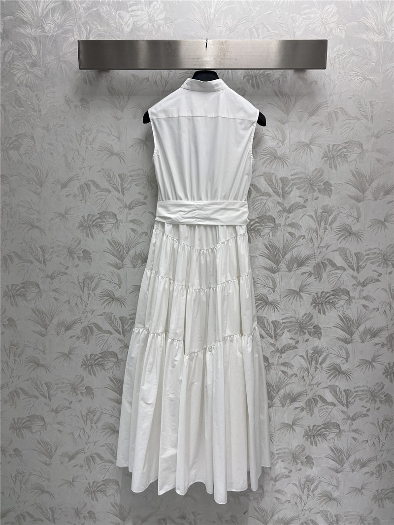 D10r pearl button sleeveless dress