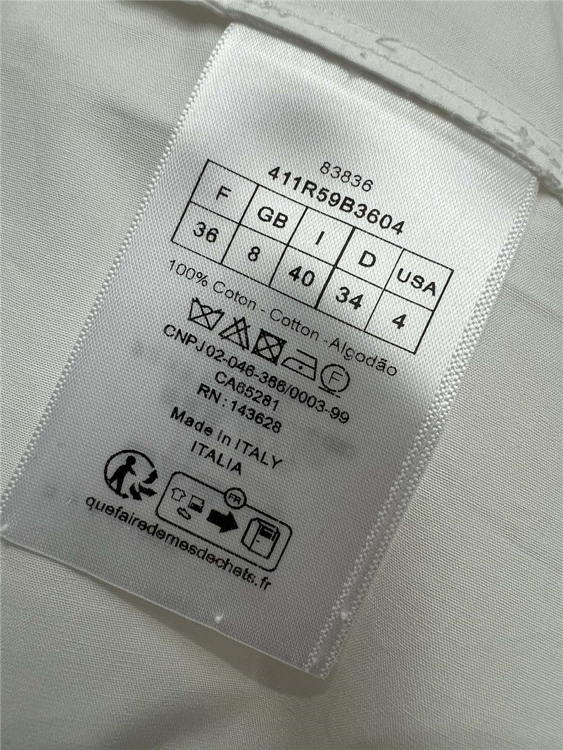 D10r pearl button sleeveless dress