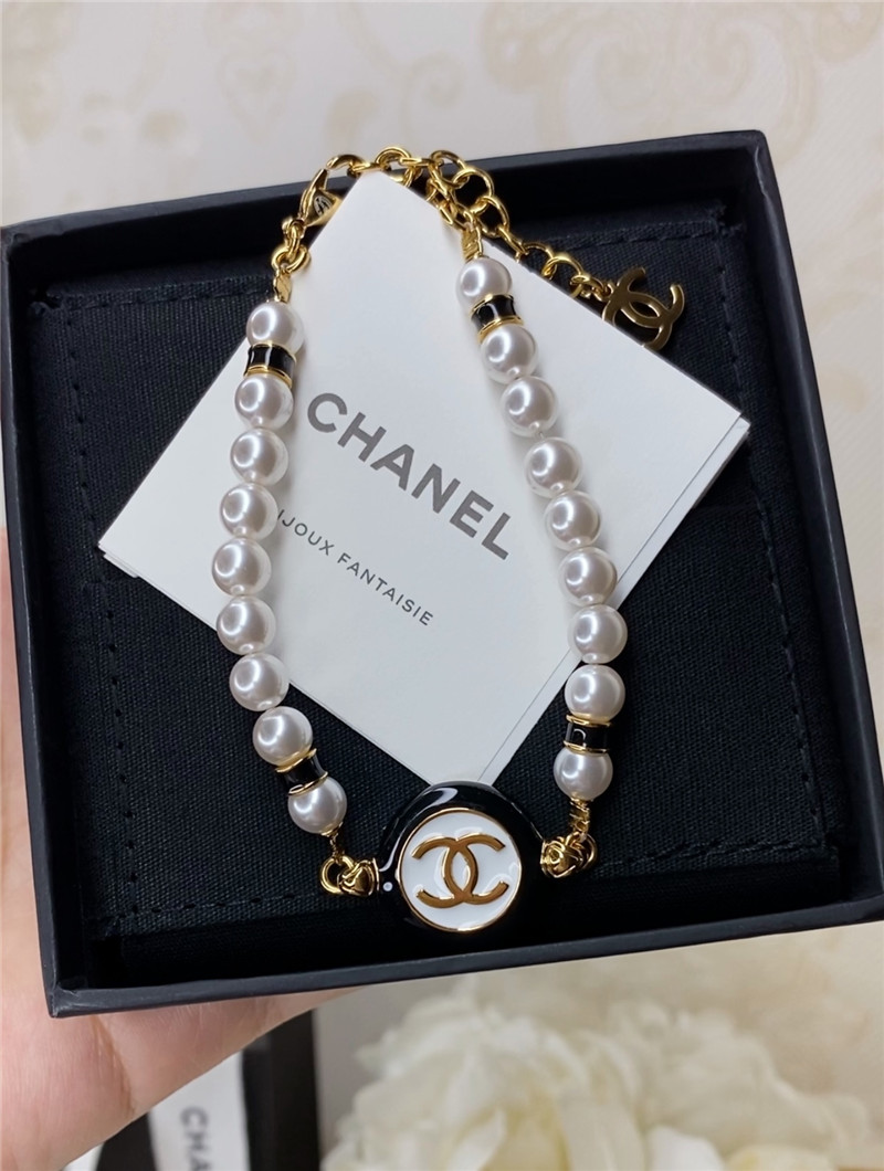 Ch**el black and white button pearl bracelet