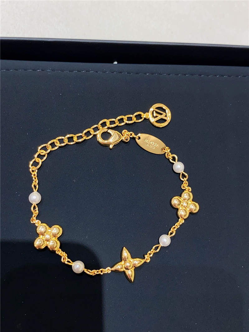 l0vis Vvtt0n lv green gold flower pearl necklace