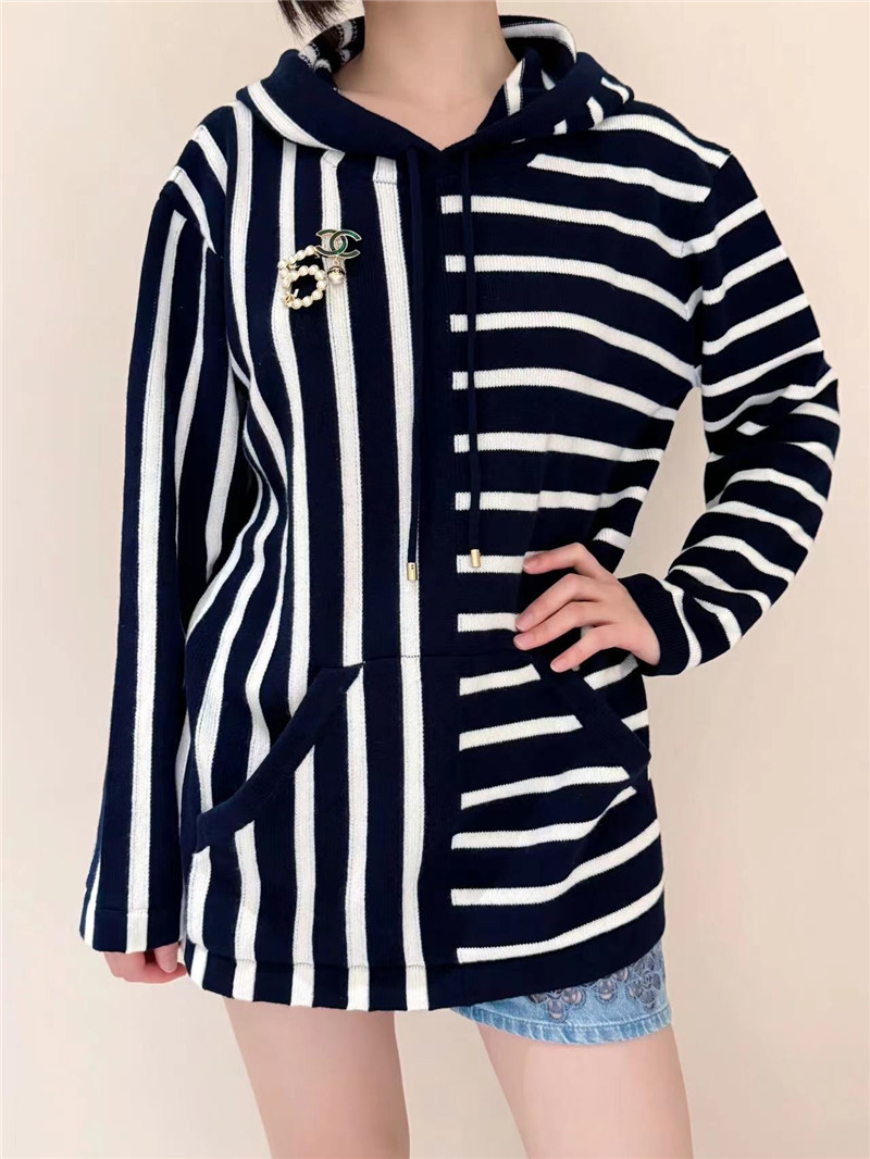 Chanel black enamel hanging pearl brooch