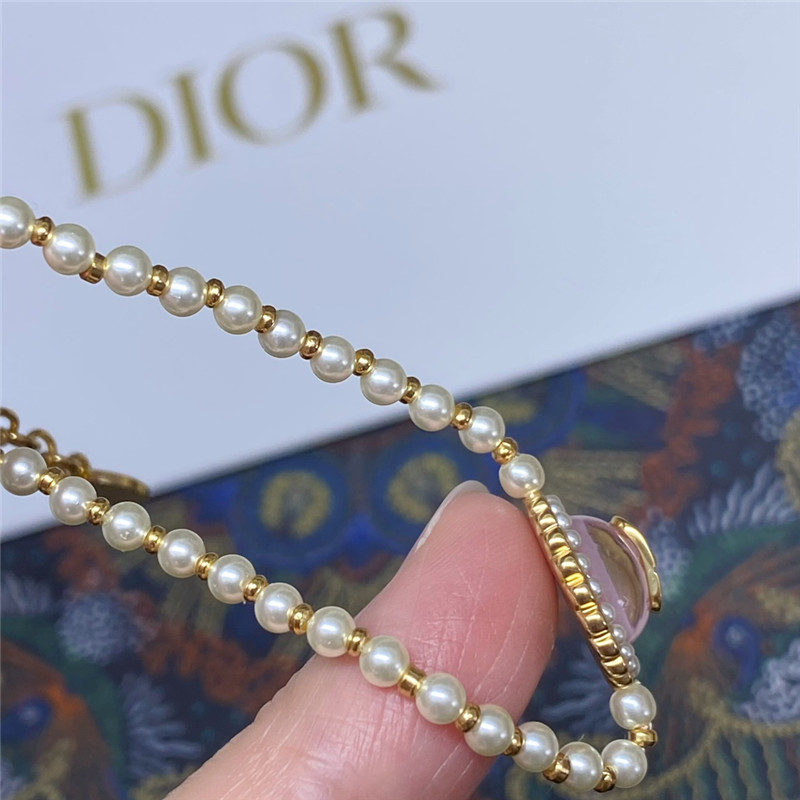 D10r glass beads pearl bracelet