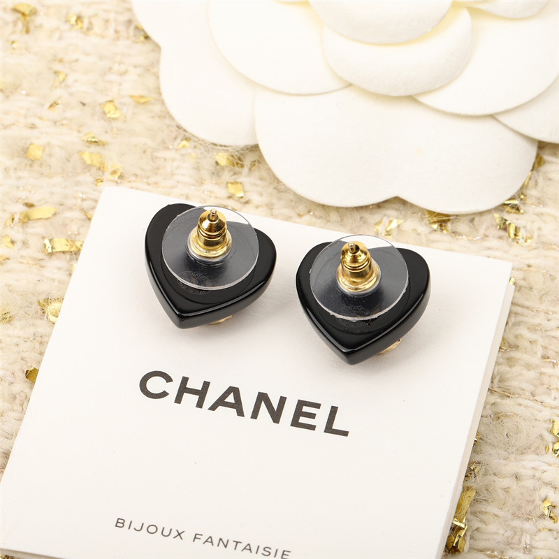 Ch**el love double c earrings
