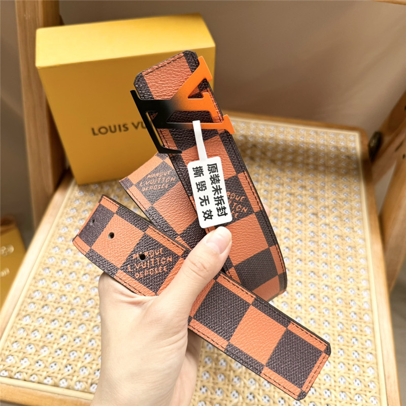 l0vis Vvtt0n lv plaid canvas with pebbled bottom belt