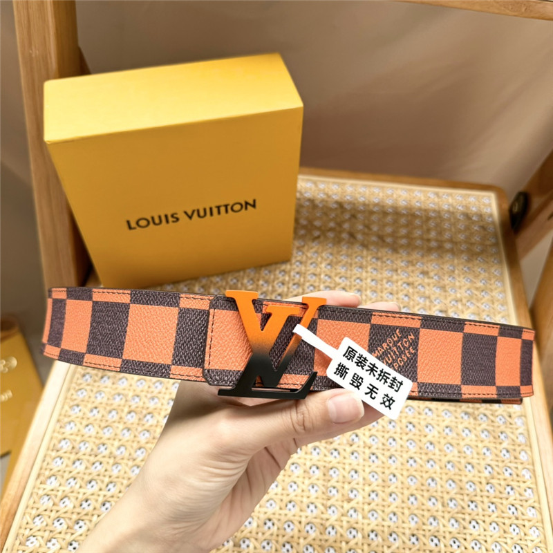 l0vis Vvtt0n lv plaid canvas with pebbled bottom belt