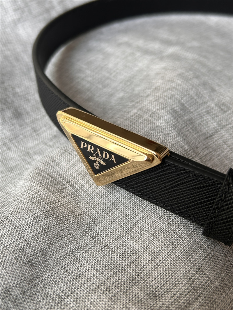 Pra*a women’s belt