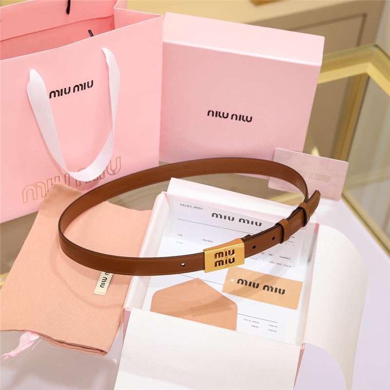 miumiu leather belt