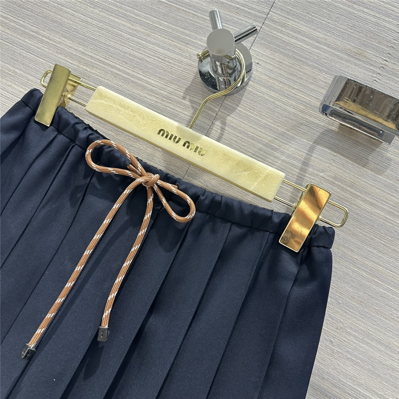miumiu girls short pleated skirt cheap replica designer clothes
