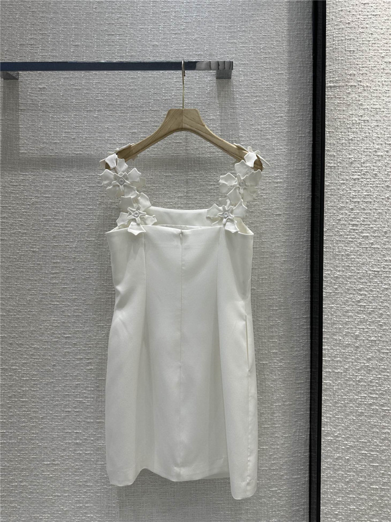 Va1e*ntin0 three-dimensional floral suspender dress replica clothing