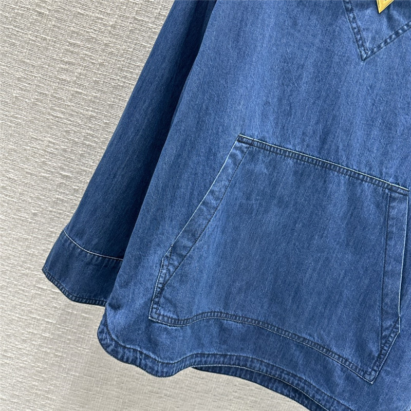 Va1e*ntin0 hooded denim shirt cheap replica designer clothes