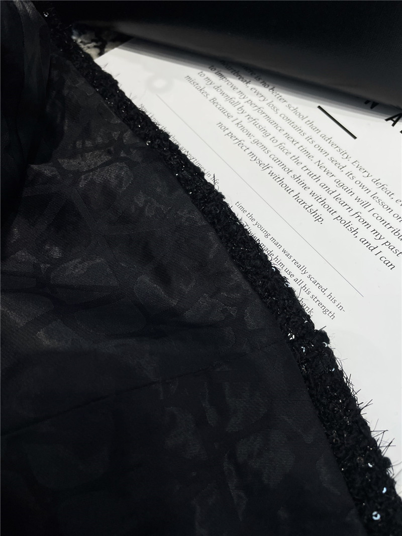 Va1e*ntin0 lapel short sleeve dress replica clothes