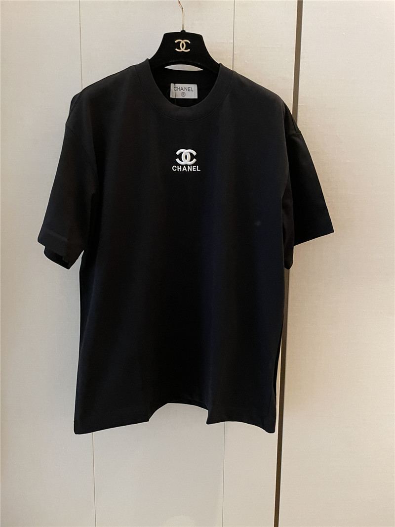 Chanel new embroidered short sleeve replica d&g clothing