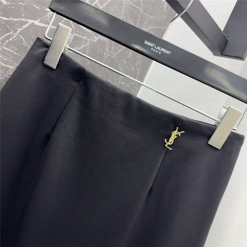 Y51 small logo decorated hip skirt replicas clothes