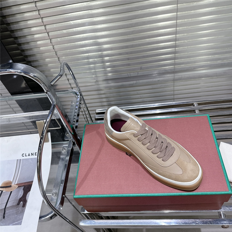 L0r0 P1ana tennis walk sneakers