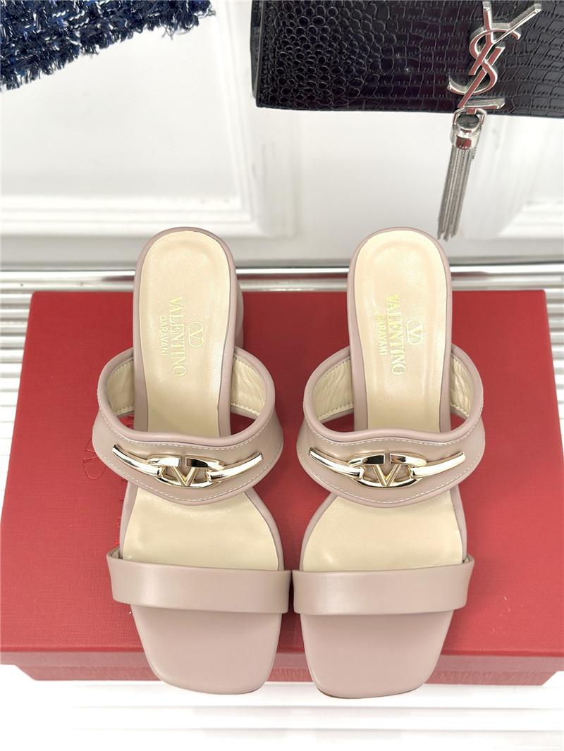 va1e*ntin0 thick heel sandals ma1s0n Marg*e1a replica shoes