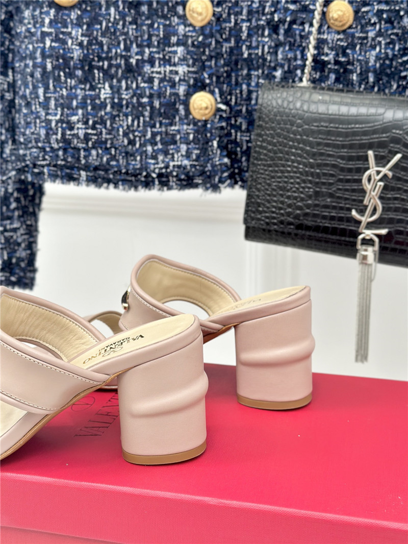 va1e*ntin0 thick heel sandals ma1s0n Marg*e1a replica shoes