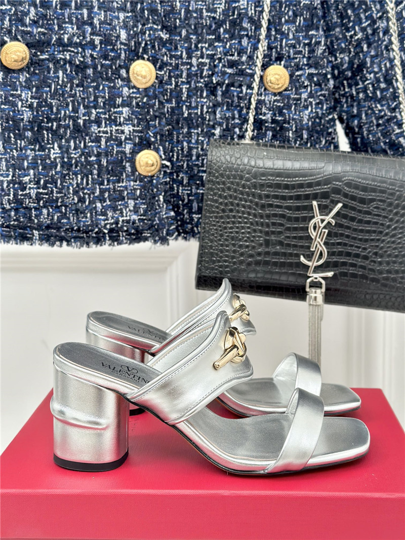 va1e*ntin0 thick heel sandals ma1s0n Marg*e1a replica shoes