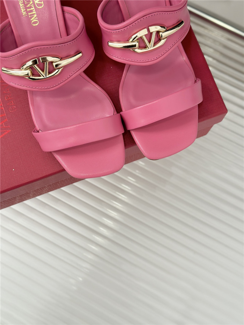 va1e*ntin0 thick heel sandals ma1s0n Marg*e1a replica shoes